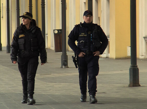Częstsze patrole policji i straży miejskiej w związku z koronawirus - grafika