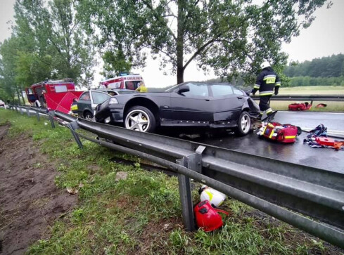 Wypadek na DK 11 w okolicy Krępska. Droga jest zablokowana - grafika
