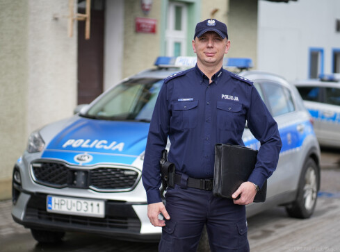 Andrzej Piszczek laureatem konkursu "Policjant, który mi pomógł" - grafika