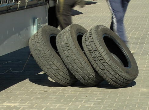 Jak przygotować auto na jesień? - grafika