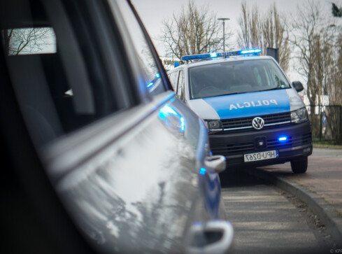 Pilanin wciągał amfetaminę z deski rozdzielczej. Chwilę potem wpad - grafika