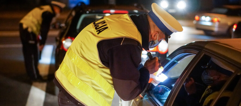 14 dowodów rejestracyjnych od tuningowanych aut zatrzymała policja