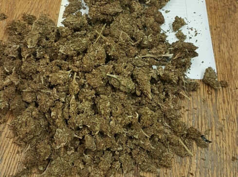 800 porcji amfetaminy i marihuany miał 45-latek z Piły - grafika