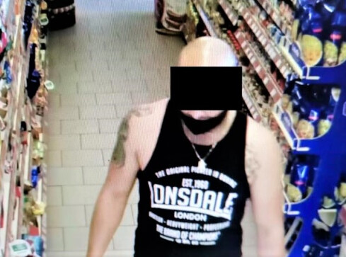 Złodziej ukradł 30 tys. zł ze sklepu. Zatrzymała go policja  - grafika