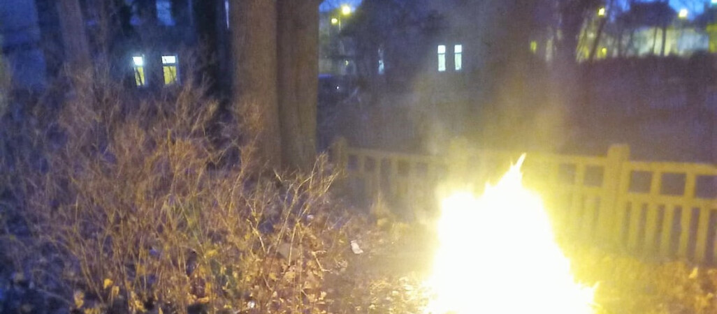 Chcieli piec kiełbaski na dworcu... policja im przeszkodziła