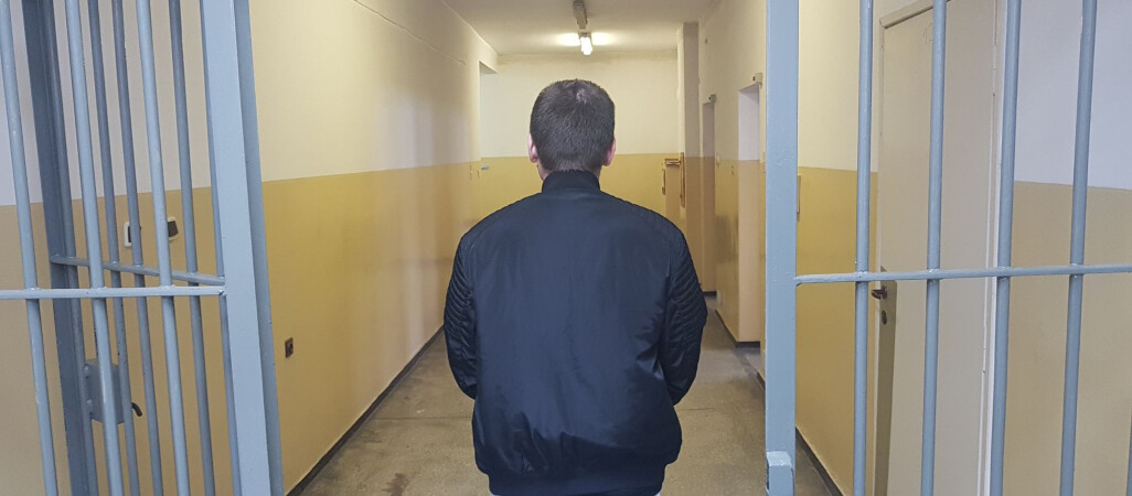 Jego nerwowość przyciągnęła uwagę policjantów