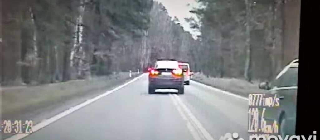 44-latek rozpędził się swoim BMW na drodze krajowej do 171 km/h 