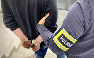 Ukradł palety, by zbudować z nich konstrukcję do uprawy konopi