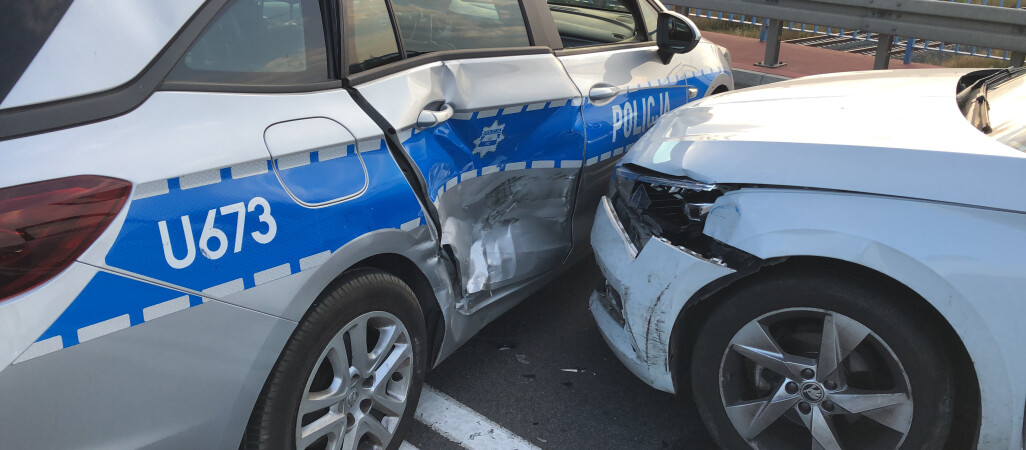 Policyjny pościg za pijanym kierowcą w skradzionej Skodzie