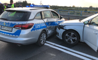 Policyjny pościg za pijanym kierowcą w skradzionej Skodzie