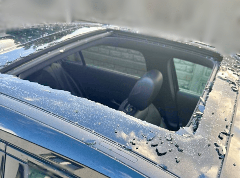 Pijany 43-latek skakał po mercedesie  - grafika