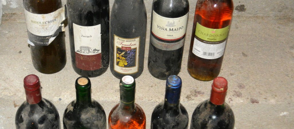 Miejscowe "pijaczki" okradły kolekcjonera win