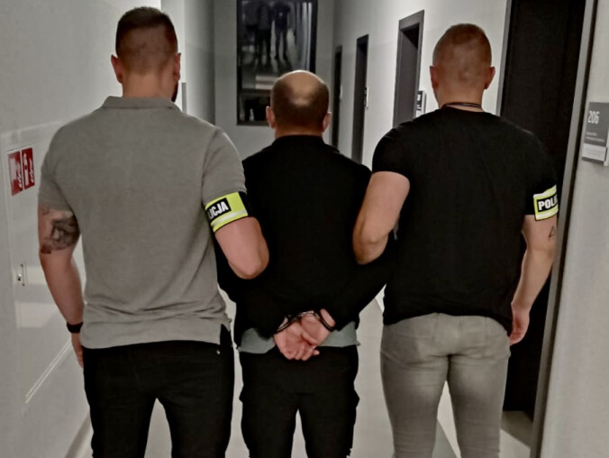 Wyłudził 5 tys. zł metodą na kuriera - grafika