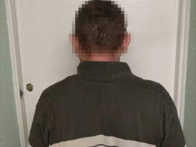 Zakpił z ratowników mówiąc, że ma koronawirusa. Był pijany - grafika