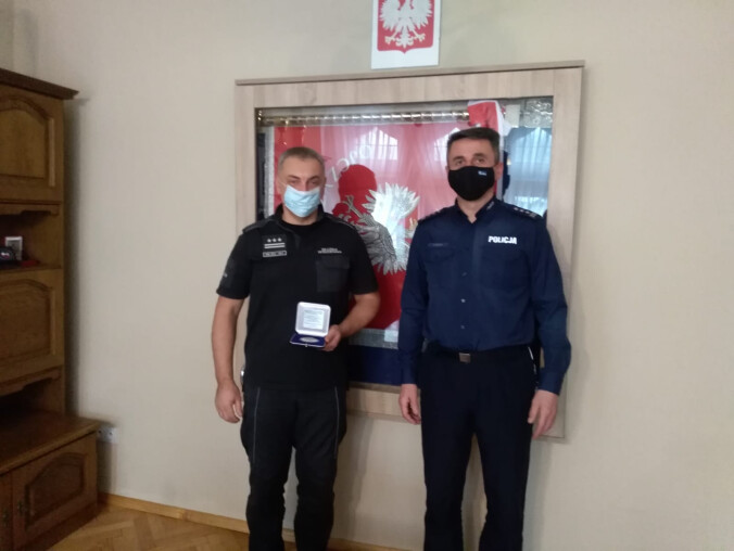 Medal dla dyrektora więzienia za współpracę z policją  - grafika