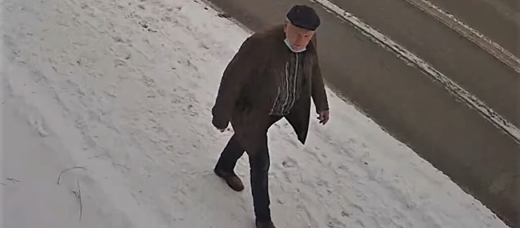 Policja szuka złodzieja skórzanej kurtki - VIDEO