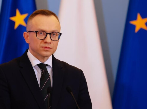 Wiceminister zabrał głos: koniec marzeń o podwyżce 500 plus - grafika