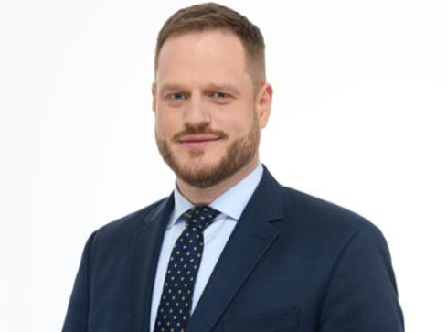 Minister cyfryzacji Janusz Cieszyński jedynką listy PiS w Pile?  - grafika