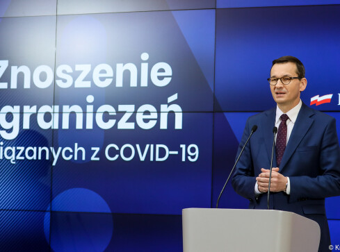 Rząd odmraża gospodarkę i podaje konkretne daty - grafika