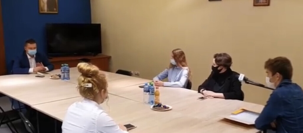 Marcin Porzucek spotkał się z protestującymi przeciwko wyrokowi TK