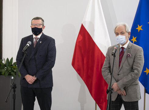 Senat za zniesieniem zakazu handlu w niedziele - grafika