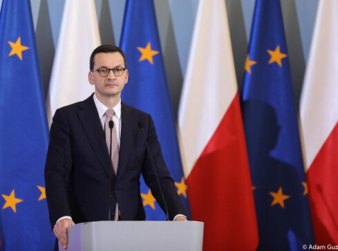 Stan zagrożenia epidemicznego! Polska zamyka granice, restauracje i g - grafika