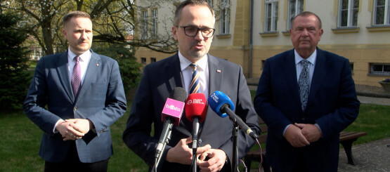 Przejdź do artykułu na Asta24.