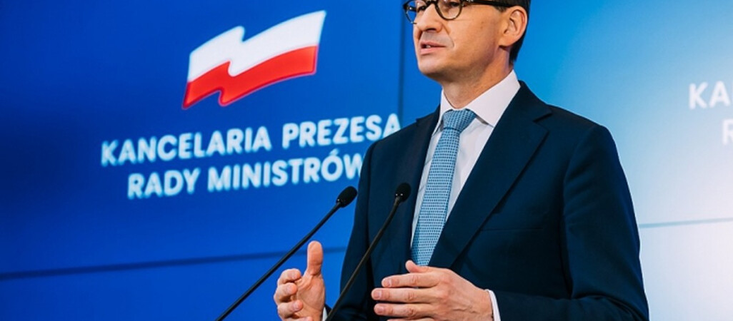 Składka zdrowotna ma być niższa. Rząd ugina się wobec protestów