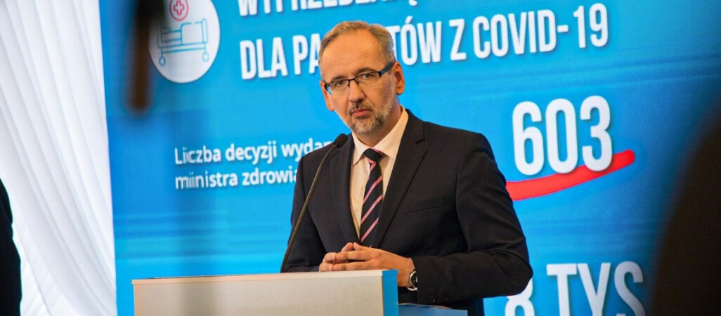 Nowe obostrzenia. Jakie zasady, kiedy wchodzą w życie?