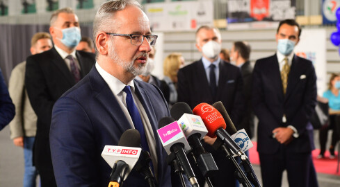 Minister zdrowia pokazał receptę pacjenta. Ujawnił dane - grafika