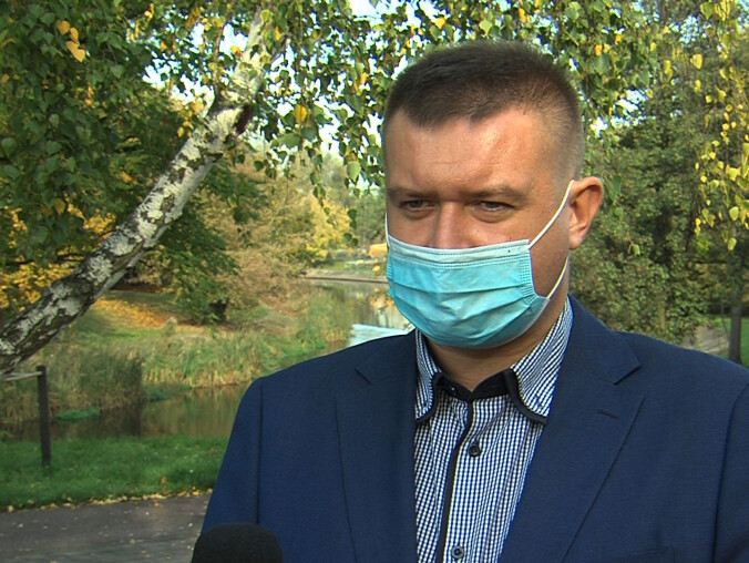 "Prym na tych protestach wiodą politycy" - poseł Porzucek odpowiada  - grafika