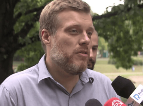 Biedroń, Czarzasty i Zandberg w Pile. W sobotę wiec wyborczy Lewicy  - grafika