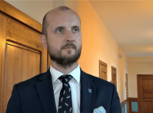 Żebrowski bez absolutorium. Po raz czwarty  - grafika