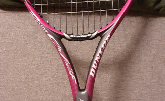 Rakieta Radwańskiej na licytacji dla Nikodema Nitka