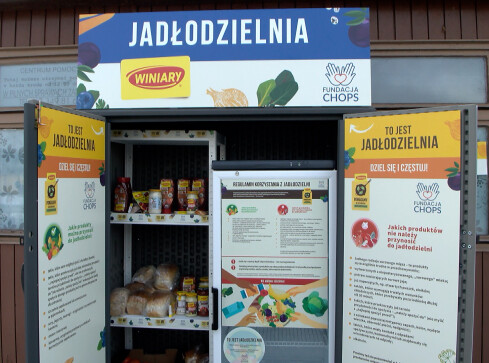 Lodówka społeczna w Pile - grafika
