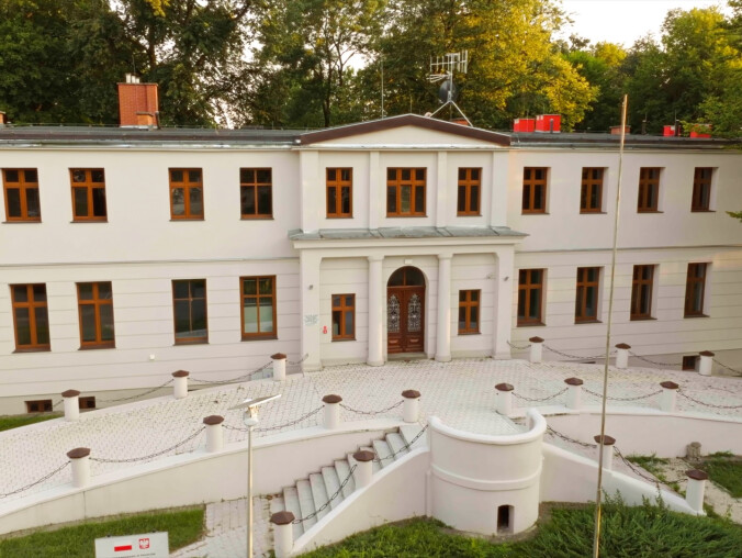 Kto chce wynająć pałac? - grafika