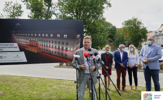 Za kilka dni ruszy remont elewacji budynku starostwa - ZDJĘCIA