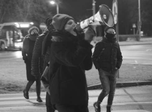 Protesty przeciwko zaostrzeniu ustawy antyaborcyjnej - ZDJĘCIA  - grafika