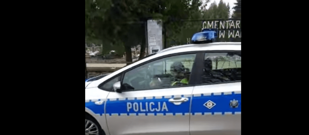 Zostali spisani przez policję za hasło Strajku Kobiet 