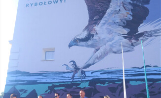 Mural z rybołowem jest już gotowy