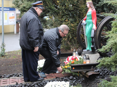 Kolejarze obchodzą swoje święto  - grafika