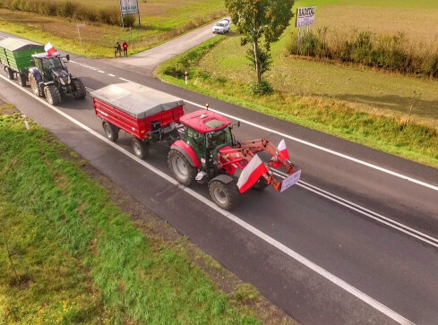 Rolnicy zablokują drogi w całej Polsce - grafika