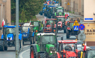 Rolnicy blokowali też DK10 i samą Piłę - ZDJĘCIA 