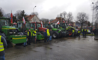 "Głód poczujesz, rolnika uszanujesz" – grzmią protestujący