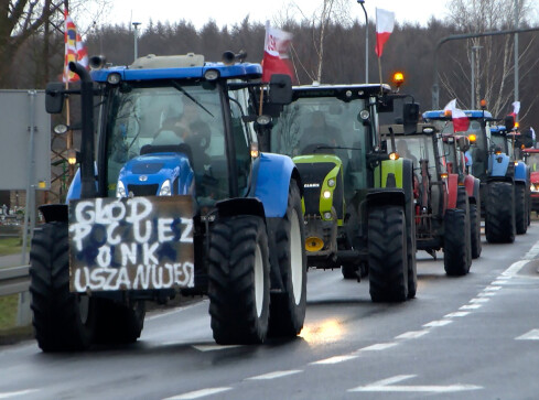 Znów będą blokować drogi i wysypywać obornik na asfalt  - grafika
