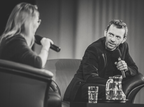 Aktor Piotr Głowacki gościem Salonu Kulturalnego [GALERIA] - grafika