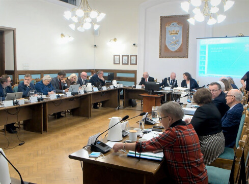 Wałcz bez budżetu na przyszły rok  - grafika