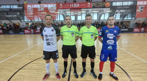 Porażka futsalistów na inaugurację 1. Polskiej Ligi Futsalu  - grafika
