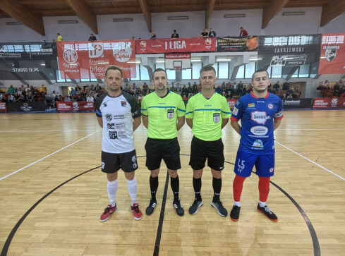 Porażka futsalistów na inaugurację 1. Polskiej Ligi Futsalu  - grafika