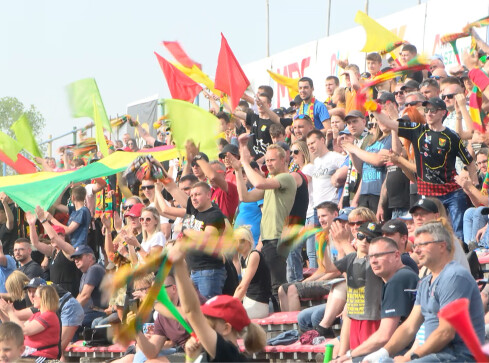 Zwycięstwo Polonii – na taki mecz kibice czekali prawie rok - grafika